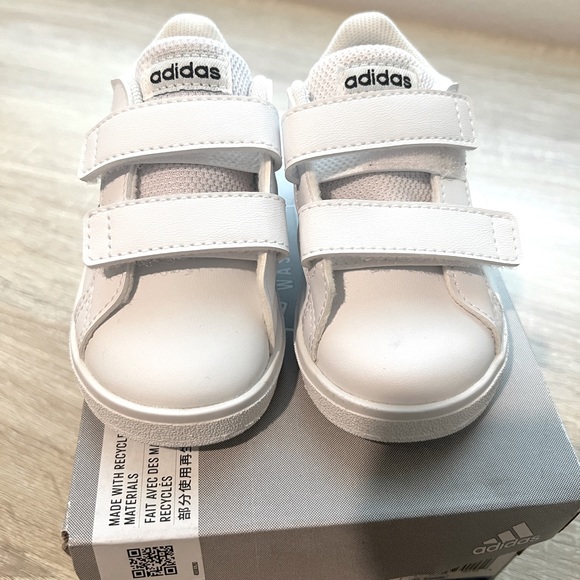 Adidas Grand Court 2.0 Toddler Kids 5K White/Black Stripes NWT - Picture 3 of 5